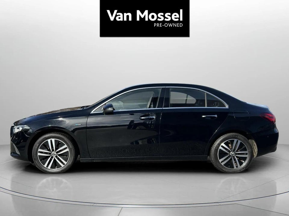 Mercedes A250 e 1,3 Progressive aut. 4d