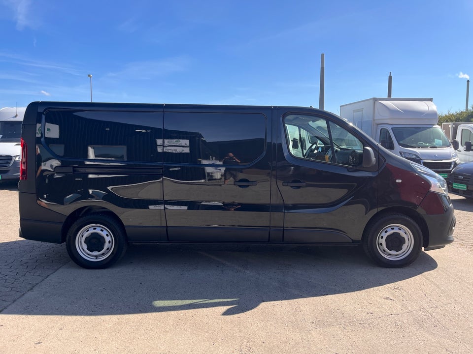 Renault Trafic T29 2,0 dCi 120 L2H1