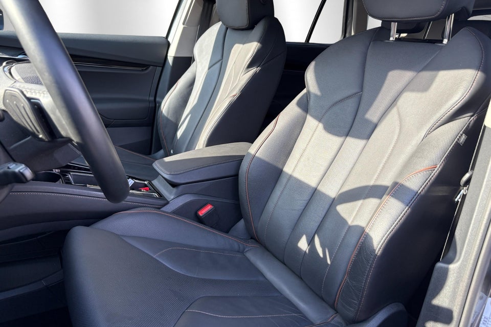 Skoda Enyaq 80 iV Suite 5d