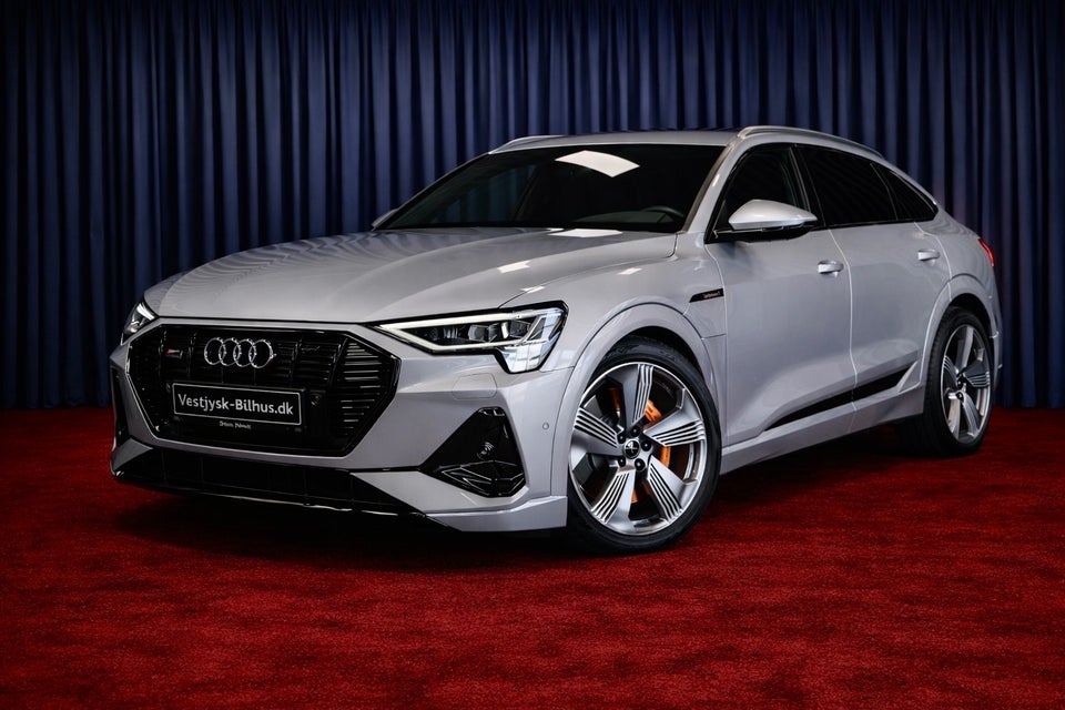 Audi e-tron 55 S-line Sportback quattro 5d