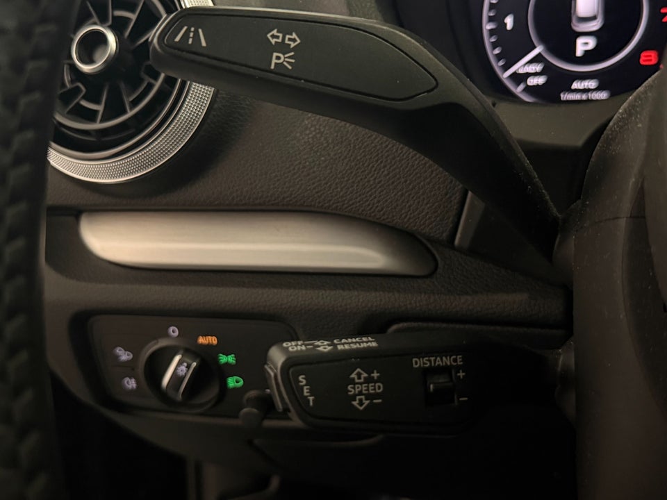 Audi A3 1,4 e-tron Sportback S-tr. 5d