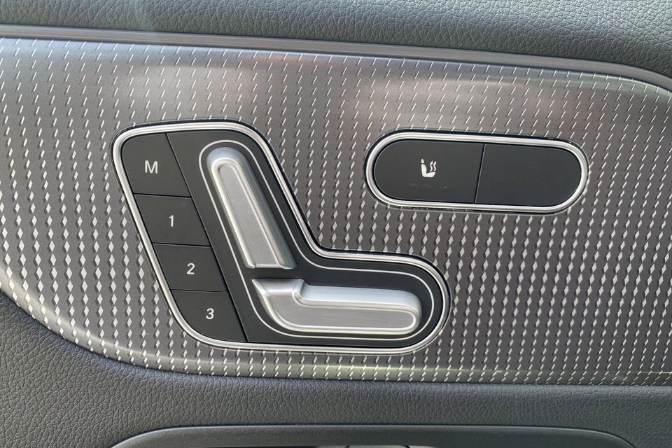 Mercedes EQA250 5d