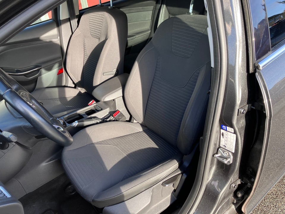 Ford Focus 1,5 SCTi 150 Titanium stc. 5d