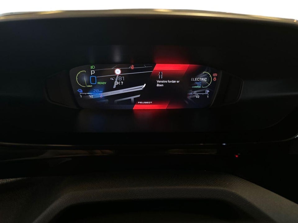 Peugeot 308 1,6 Hybrid First Selection+ EAT8 5d