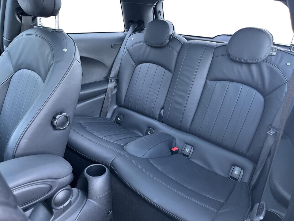 MINI Cooper SE Younique Trim 3d