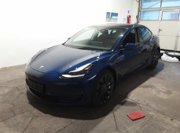 Tesla Model 3 Performance AWD 4d