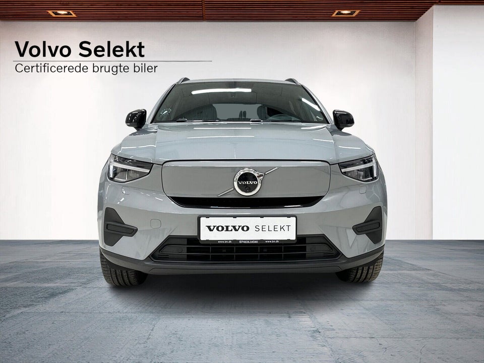 Volvo EX40 Standard Range Core 5d