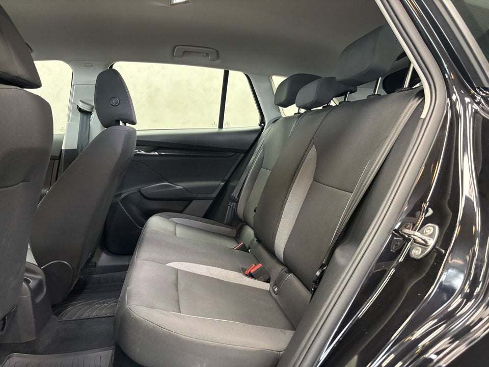 Skoda Enyaq 50 iV 5d