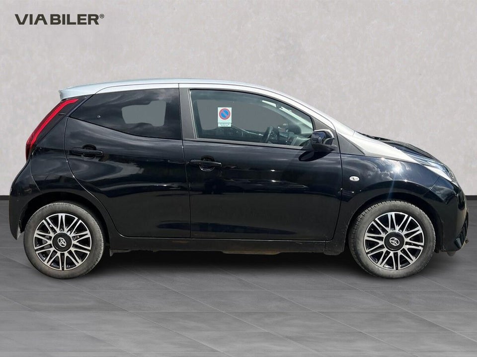 Toyota Aygo 1,0 VVT-i x-cellence 5d