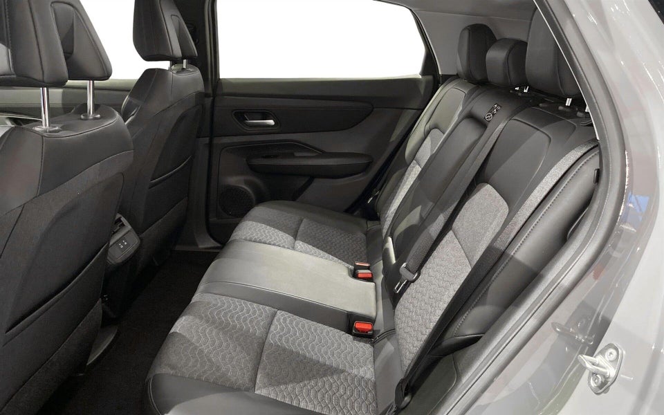 Nissan Ariya 87 Engage 5d