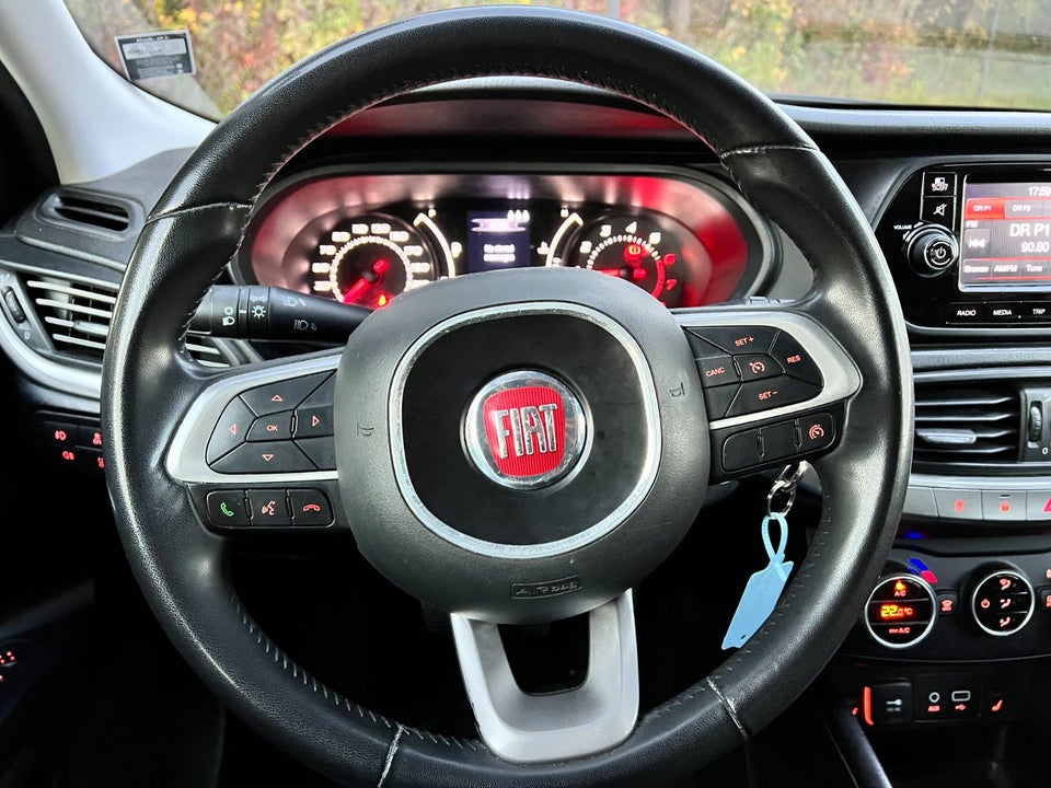 Fiat Tipo 1,4 16V Easy 5d