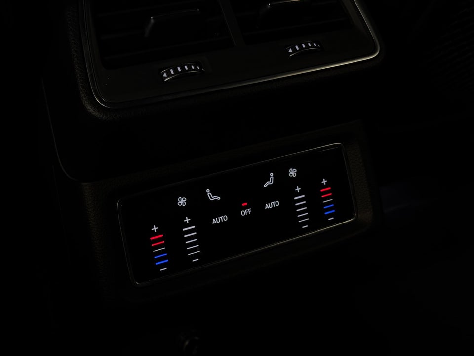 Audi e-tron 55 S-line quattro 5d