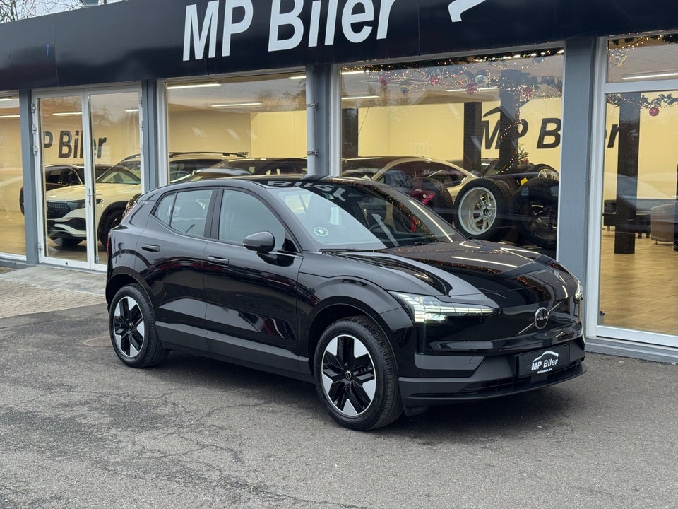 Volvo EX30 Standard Range Core 5d