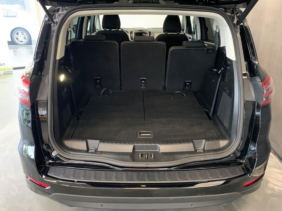 Ford S-MAX 1,5 SCTi 160 Titanium 5d