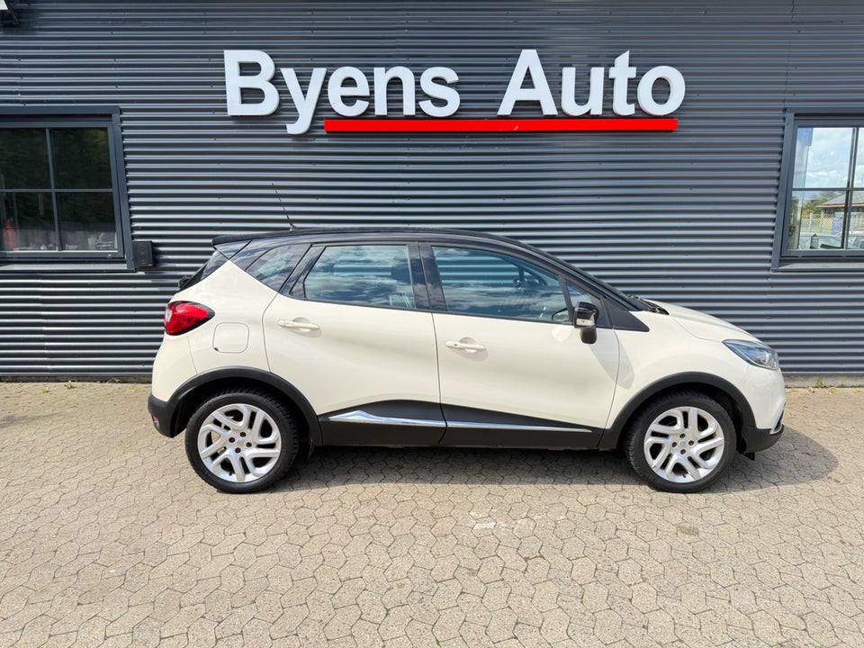 Renault Captur 0,9 TCe 90 Expression 5d