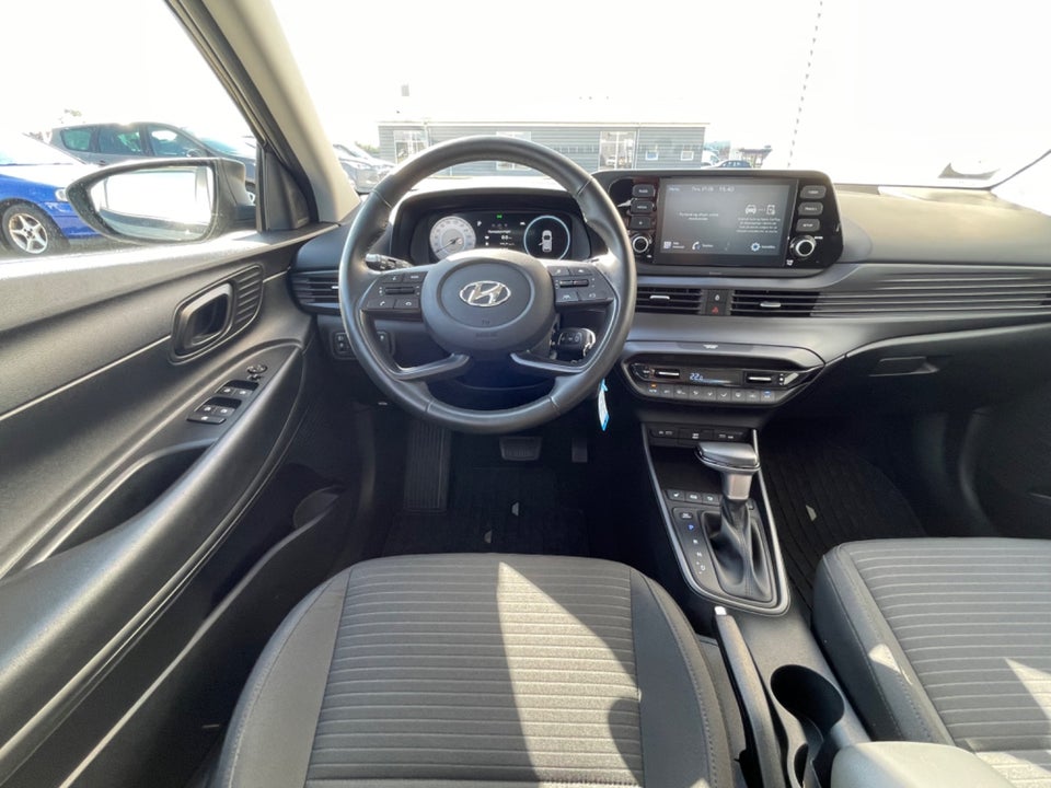 Hyundai i20 1,0 T-GDi Essential DCT 5d