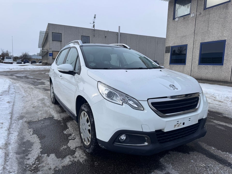 Peugeot 2008 1,2 VTi 82 Active Sky 5d