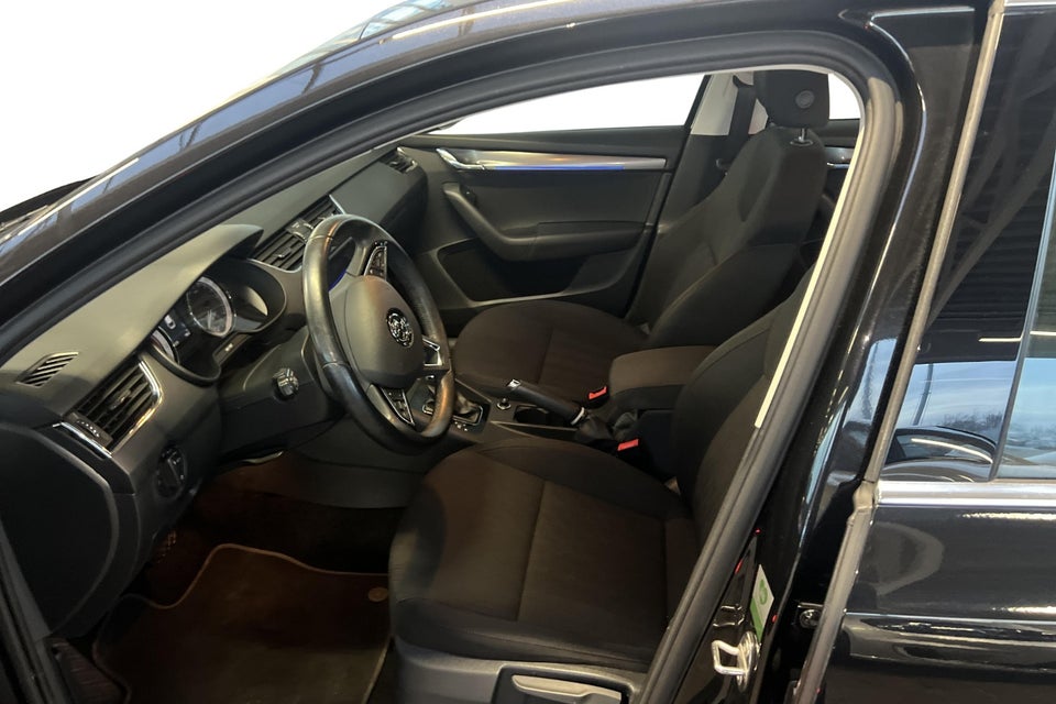 Skoda Octavia 1,0 TSi 115 VM Edition Combi DSG 5d