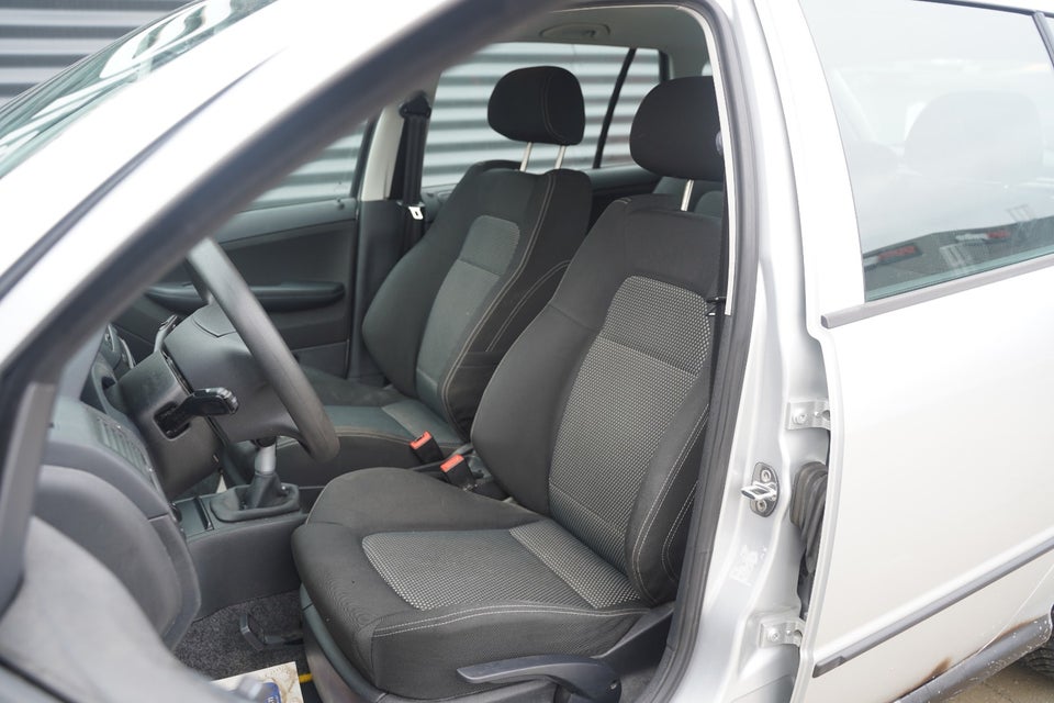 Skoda Fabia 1,2 12V Ambiente 5d