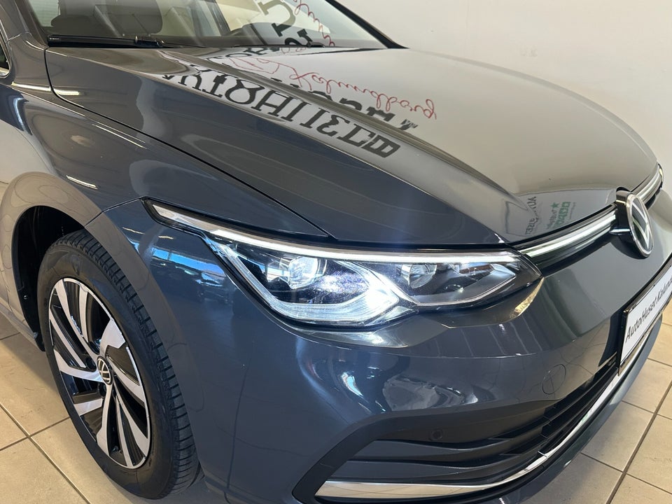 VW Golf VIII 1,4 eHybrid DSG 5d