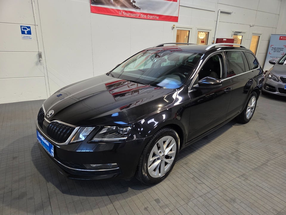 Skoda Octavia 1,6 TDi 115 Style Combi DSG 5d