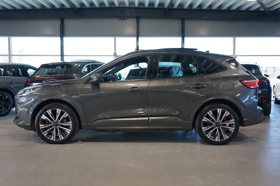 Ford Kuga 2,5 PHEV ST-Line X CVT 5d