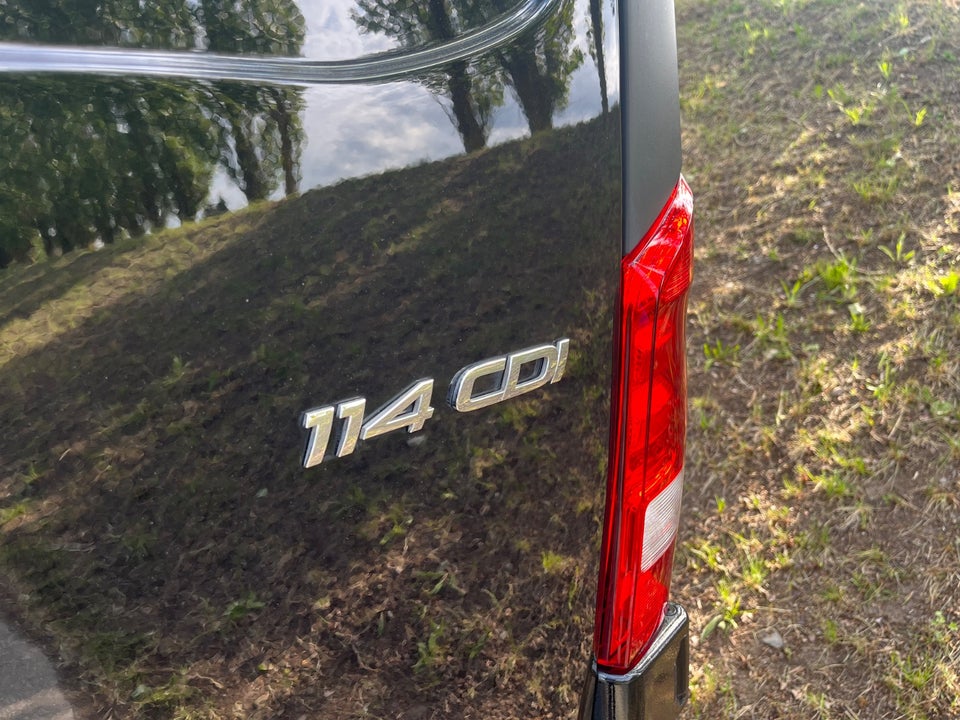 Mercedes Vito 114 2,0 CDi Kassevogn L RWD