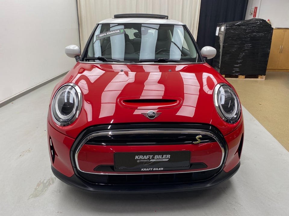 MINI Cooper SE Camden 3d