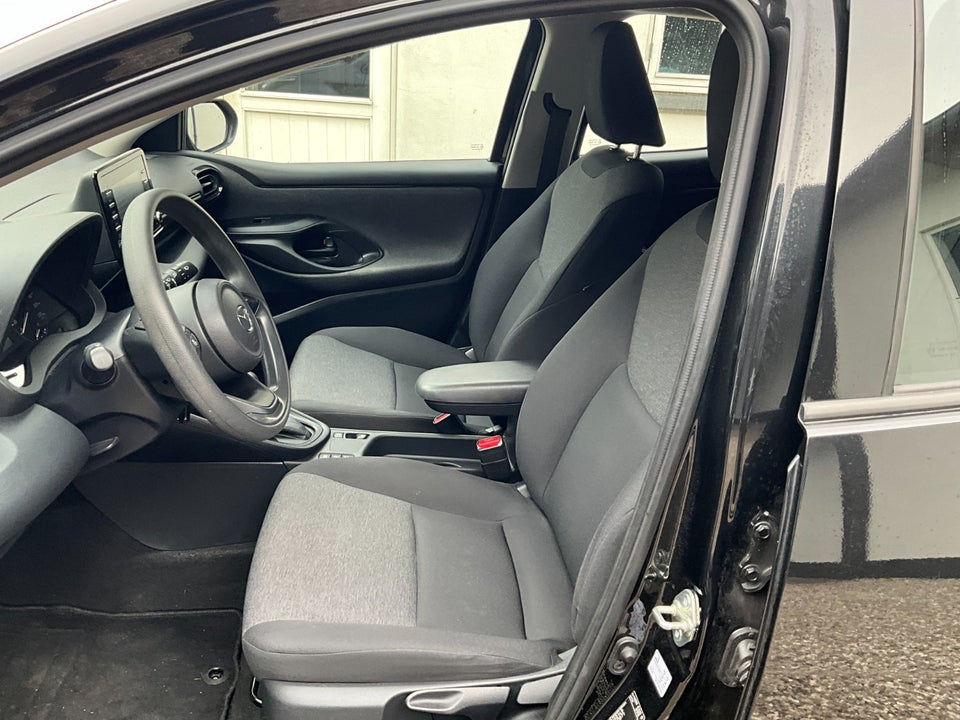 Mazda 2 1,5 Hybrid Pure CVT 5d