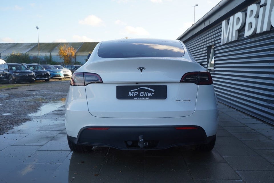 Tesla Model Y Long Range AWD 5d