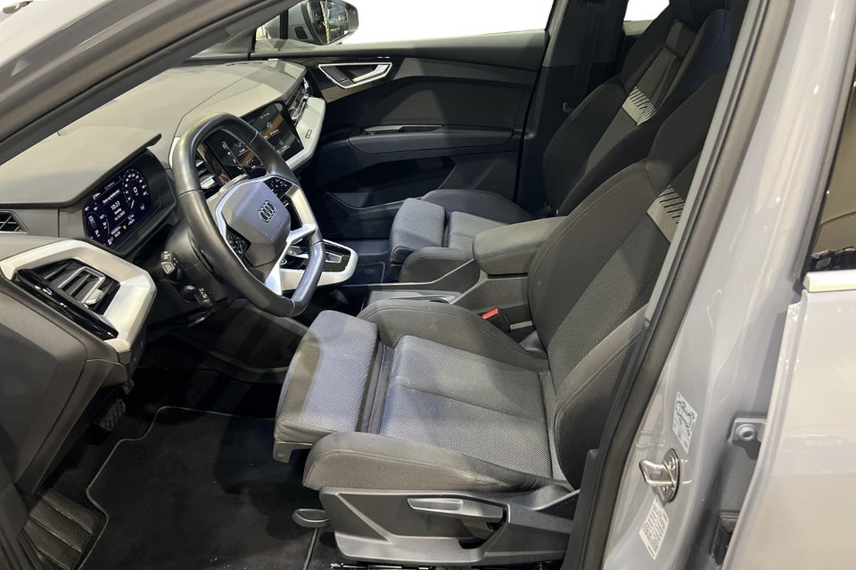Audi Q4 e-tron 40 Attitude 5d