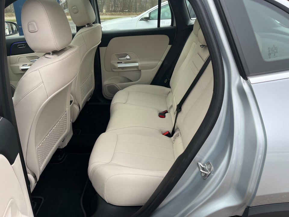 Mercedes EQA250 Progressive Advance 5d