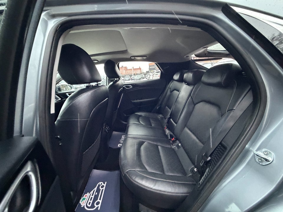 Kia XCeed 1,6 PHEV Upgrade+ DCT 5d