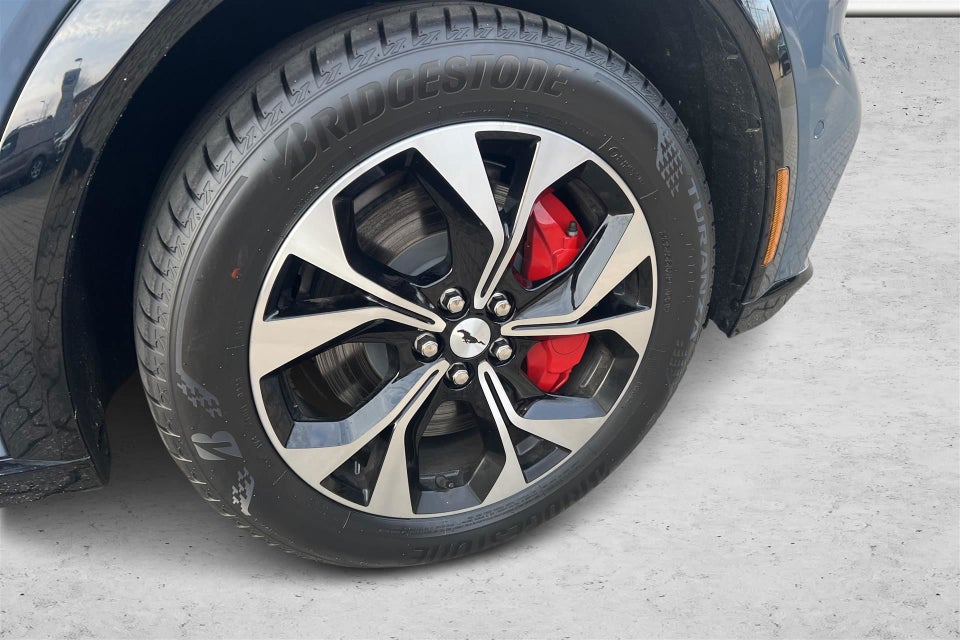 Ford Mustang Mach-E 75 Premium Standard Range AWD 5d