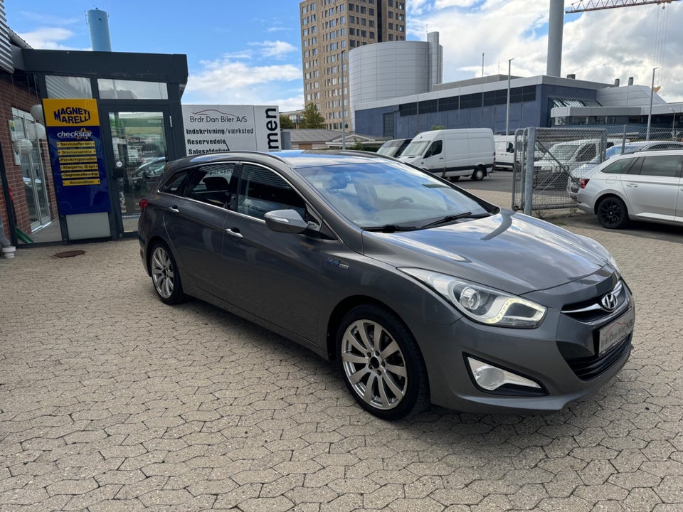 Hyundai i40 1,7 CRDi 115 Premium CW 5d