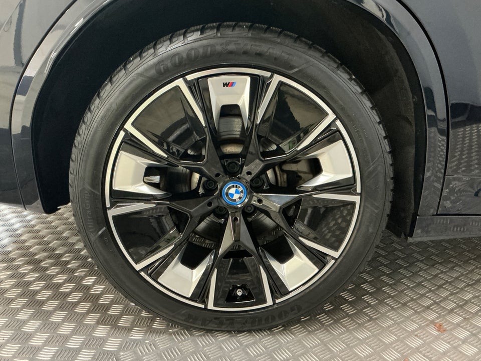 BMW iX3 Charged Plus M-Sport 5d