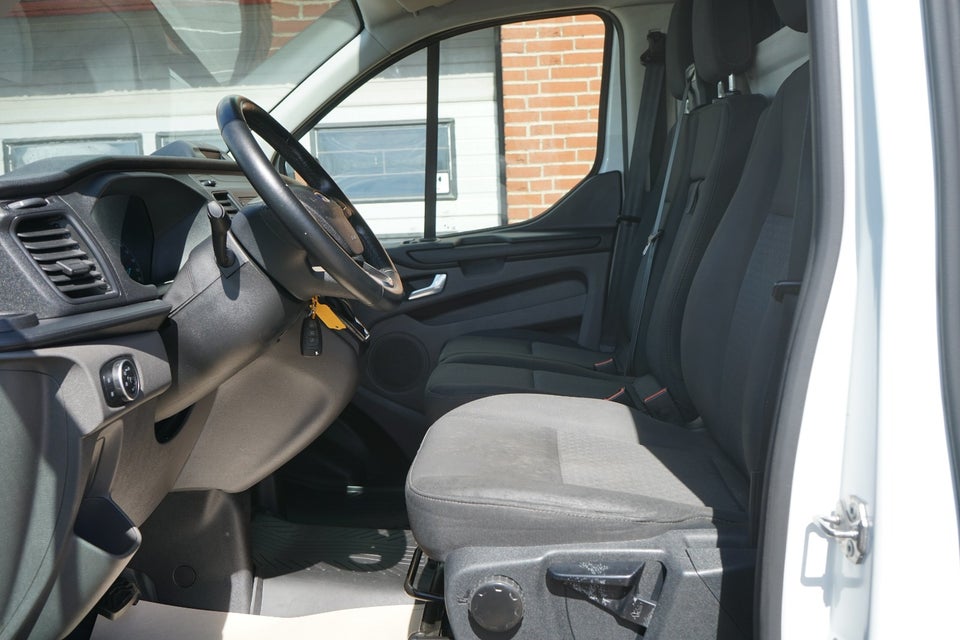 Ford Transit Custom 300 L1 2,0 TDCi 130 Trend aut.
