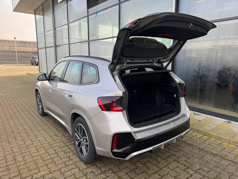 BMW iX1 xDrive30 M-Sport Premium 5d