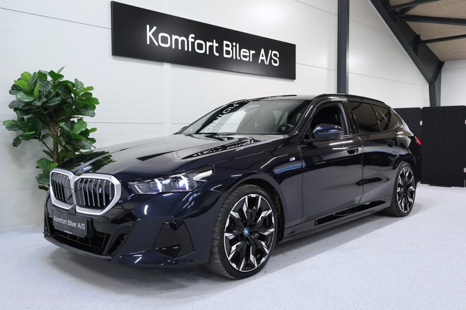 BMW i5 eDrive40 Touring M-Sport 5d