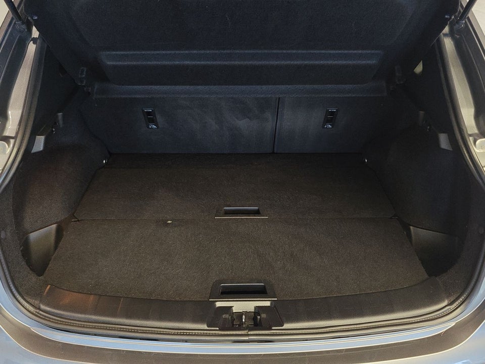 Nissan Qashqai 1,3 Dig-T 140 N-Connecta 5d