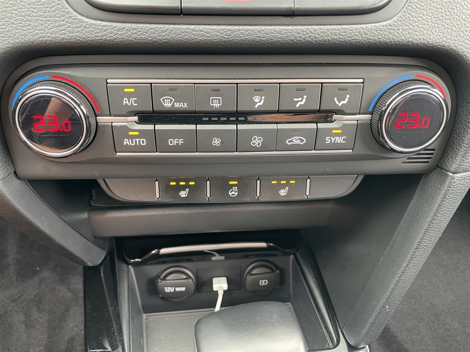 Kia Ceed 1,0 T-GDi mHEV Comfort Upgrade SW DCT 5d