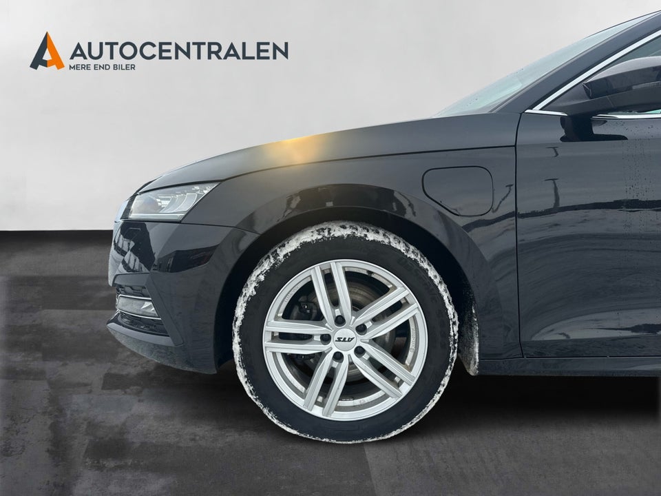 Skoda Octavia 1,4 TSi iV Plus Combi DSG 5d