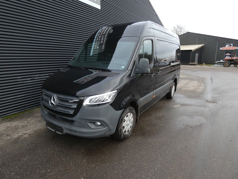 Mercedes Sprinter 319 3,0 CDi A2 Kassevogn aut. RWD
