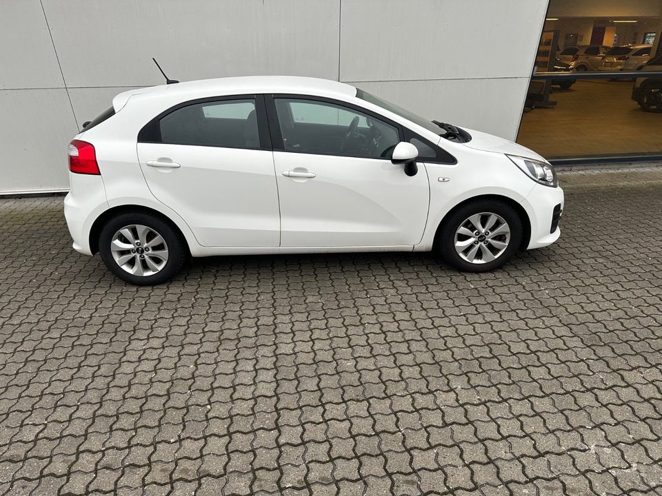 Kia Rio 1,2 CVVT Style+ Limited 5d