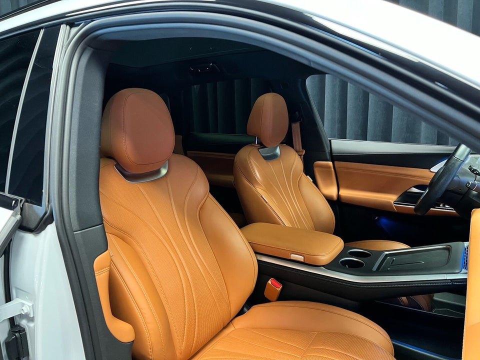 Xpeng G9 Long Range 5d