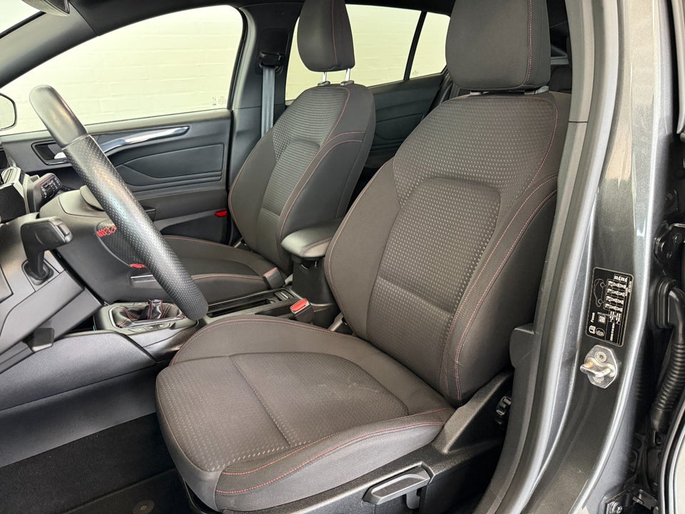 Ford Focus 1,0 EcoBoost ST-Line stc. 5d