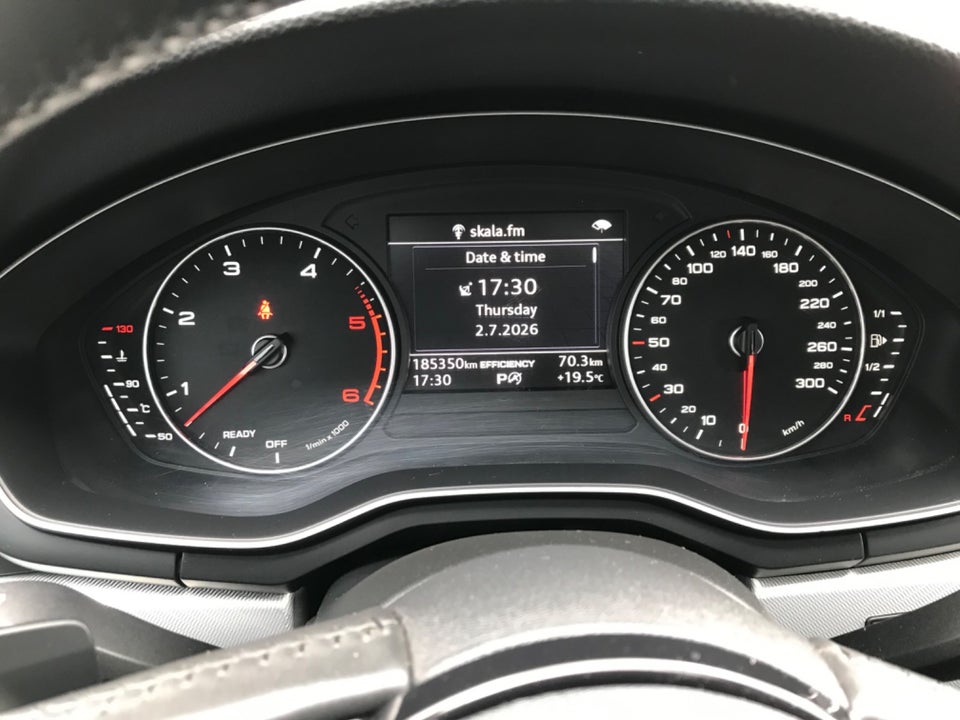 Audi A4 3,0 TDi 218 Sport Avant quattro S-tr 5d