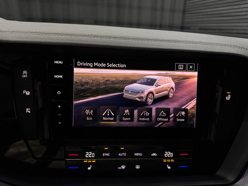 VW Touareg 3,0 TSi 340 R-line aut. 4Motion 5d