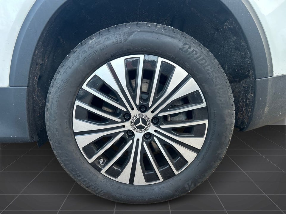 Mercedes EQB300 Electric Art 4Matic 7prs 5d