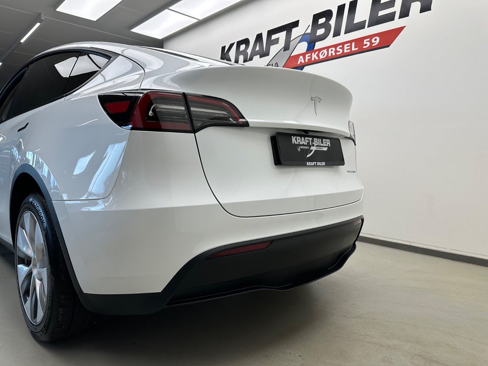 Tesla Model Y Long Range AWD 5d